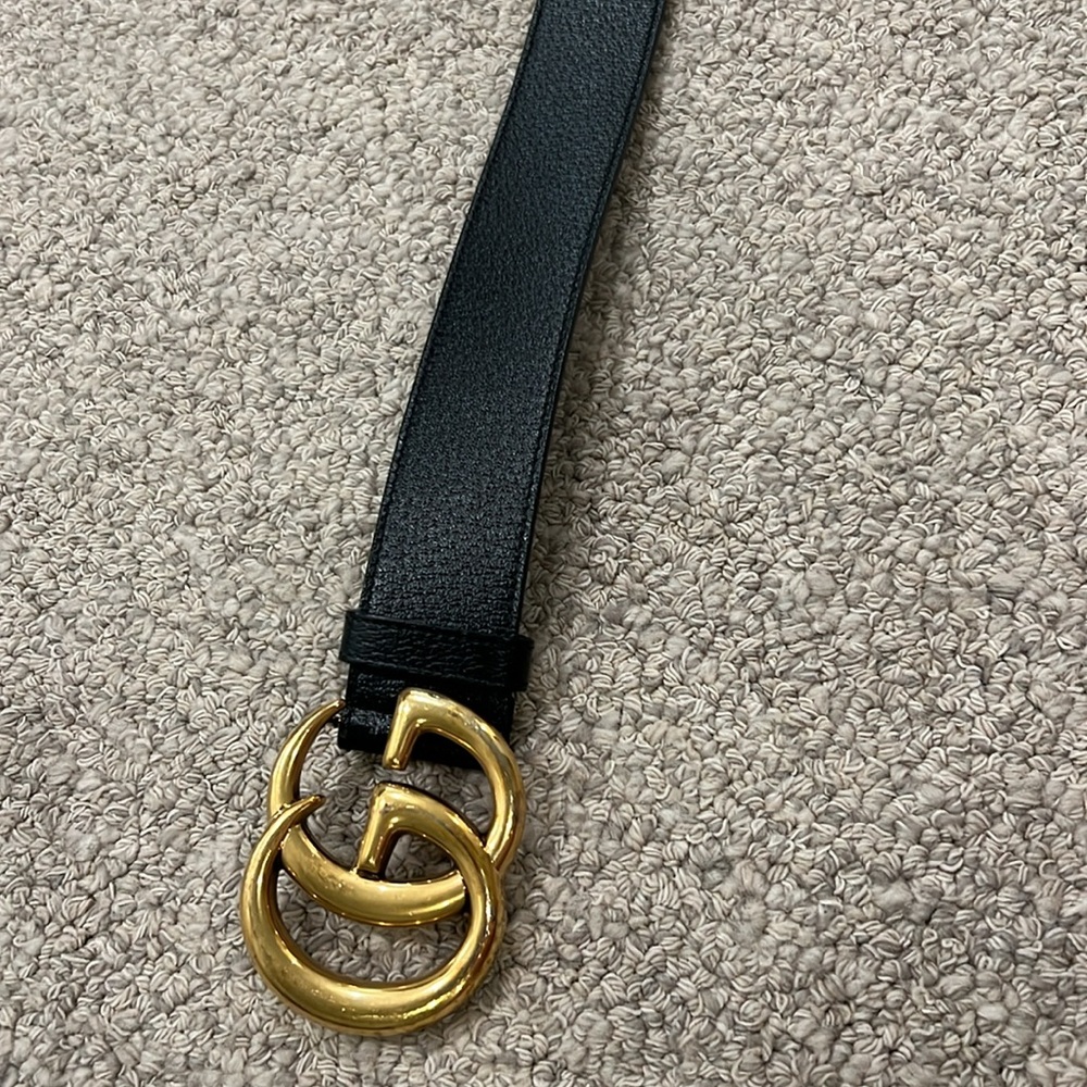 Gucci GG Marmont wide black leather belt with gold buckle - Picture 7 of 10
